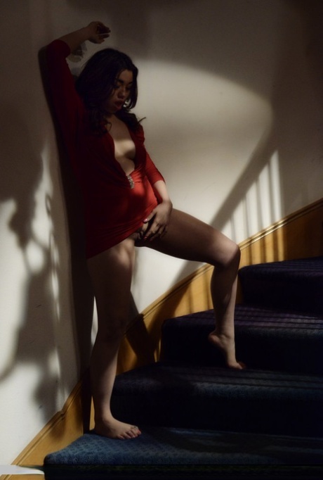 Asian model Angelina Mylee gets butt naked on a staircase in the dark 89917621