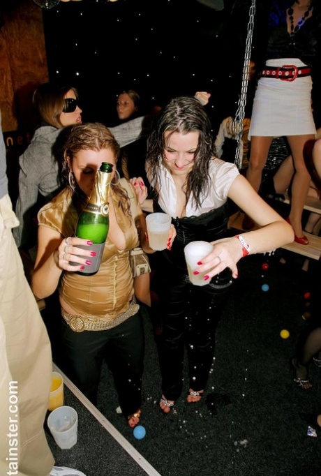 Drunk chicks douse themselves in champagne before sucking cock in nightclub 45750626